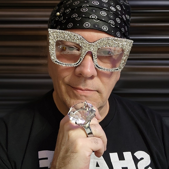 Jewelry - Simonsez67 Live Show Notification Liating